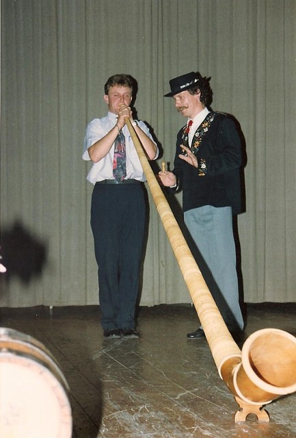 Coupe 4 pays cor des Alpes.jpg